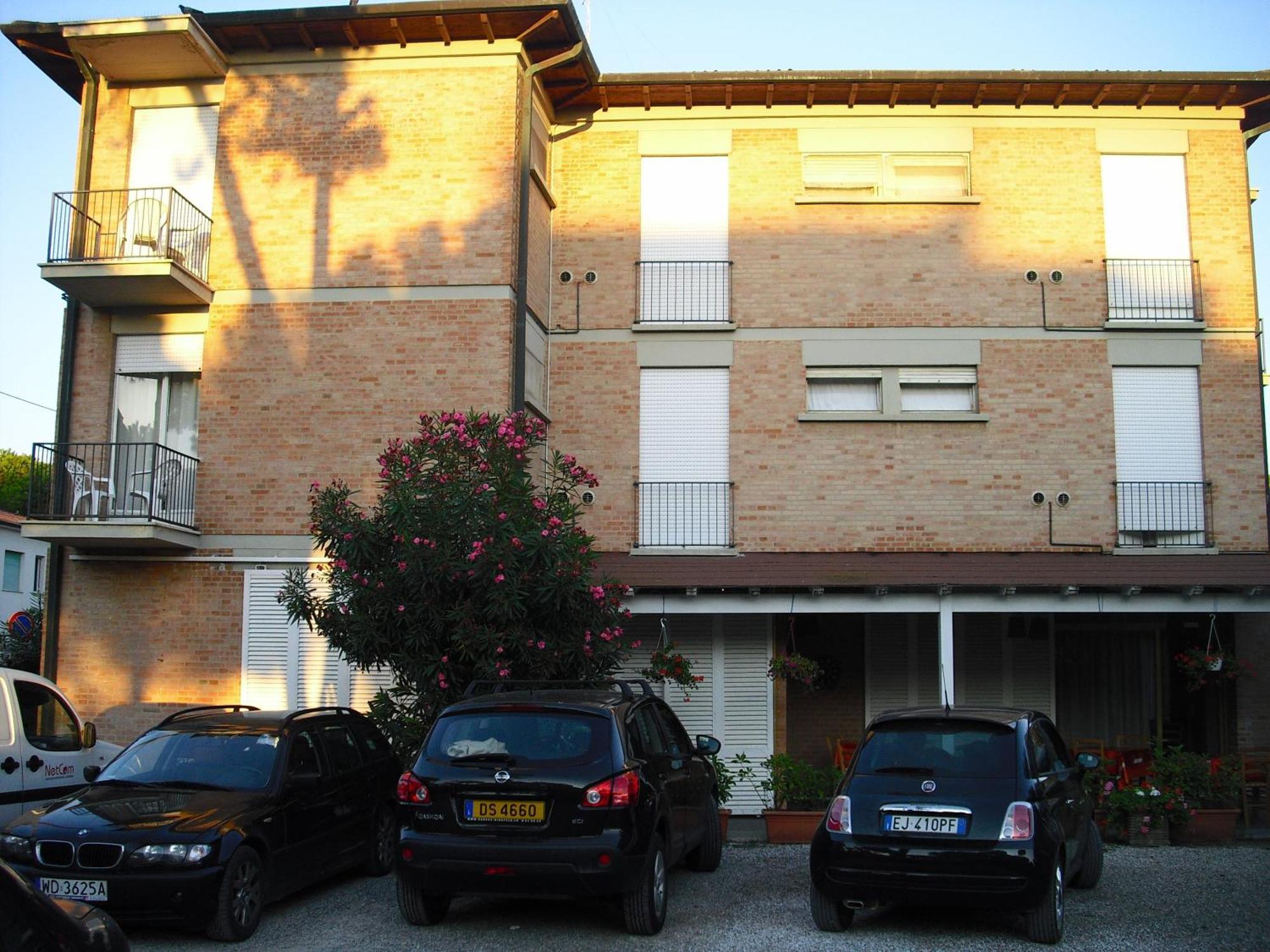 Garden Hotel