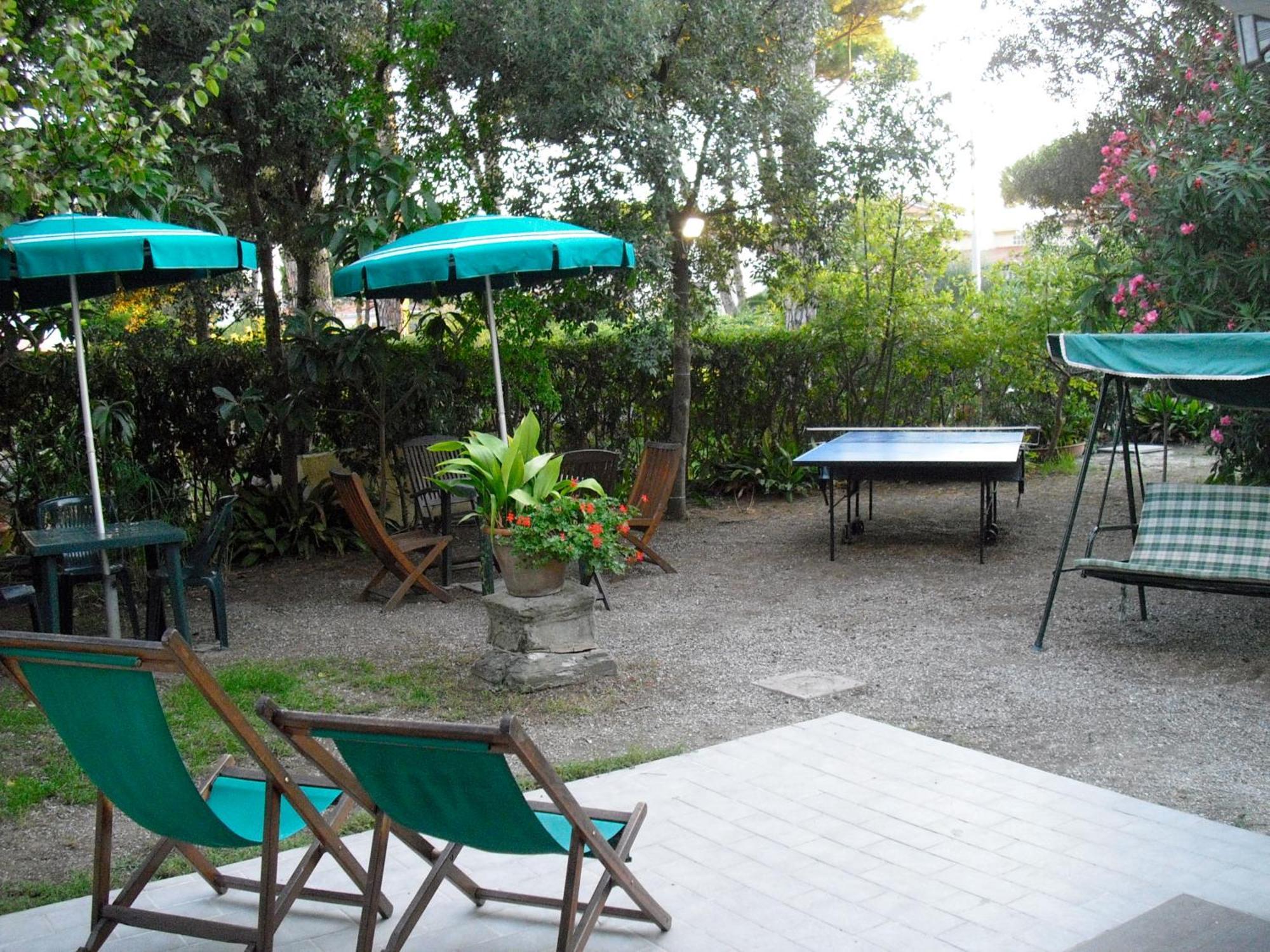 Garden Hotel